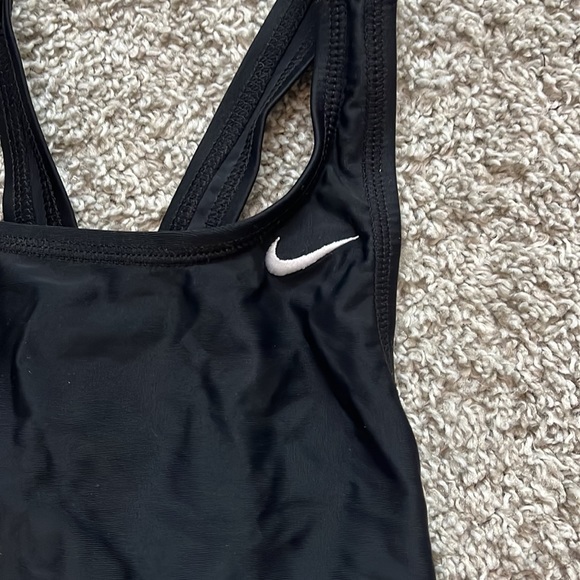 Nike Swimsuit - Picture 2 of 4